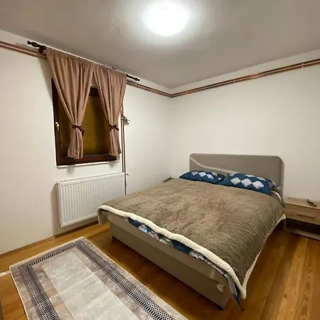 Goga Apartment